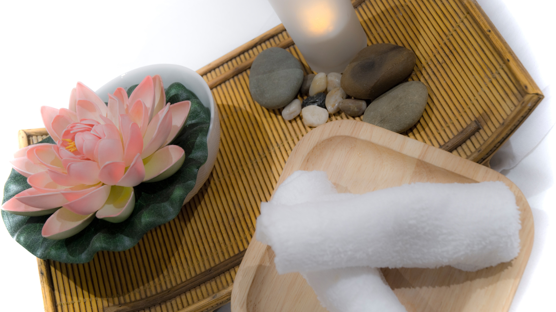 Mind, Body, and Spirit: How a Holistic Therapist Can Help You Achieve Overall Well-being